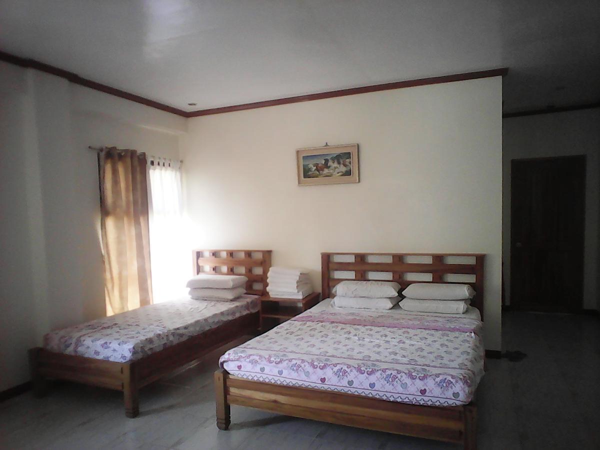 Gazebo Pools And Restaurant Hotel Cabadbaran Екстериор снимка